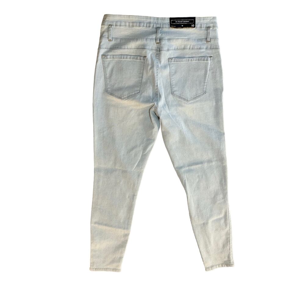 Refuge Jeans NWT - Picture 2 of 6